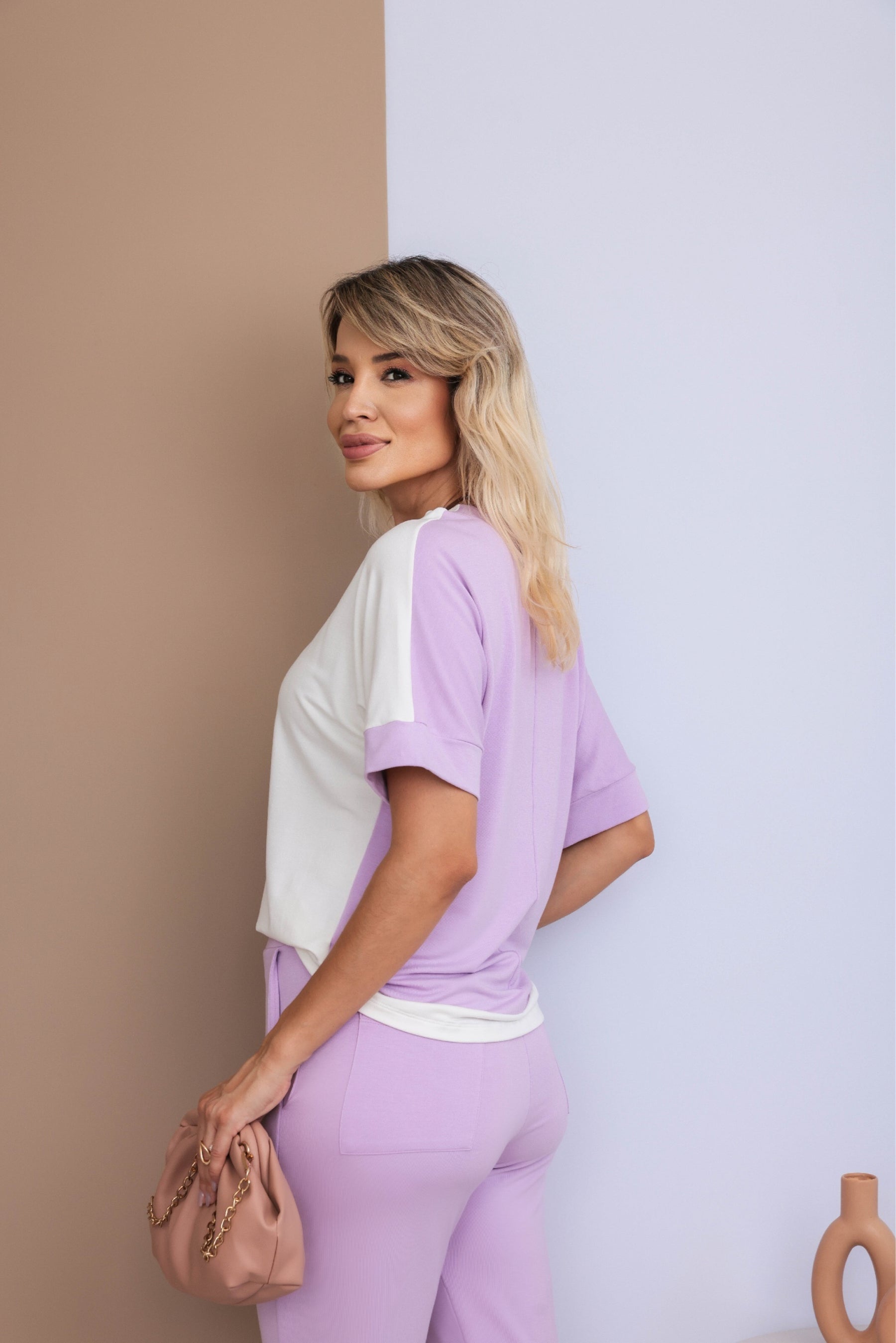 Conjunto de calça flare com blusa de manga curta e gola redonda Lazuli