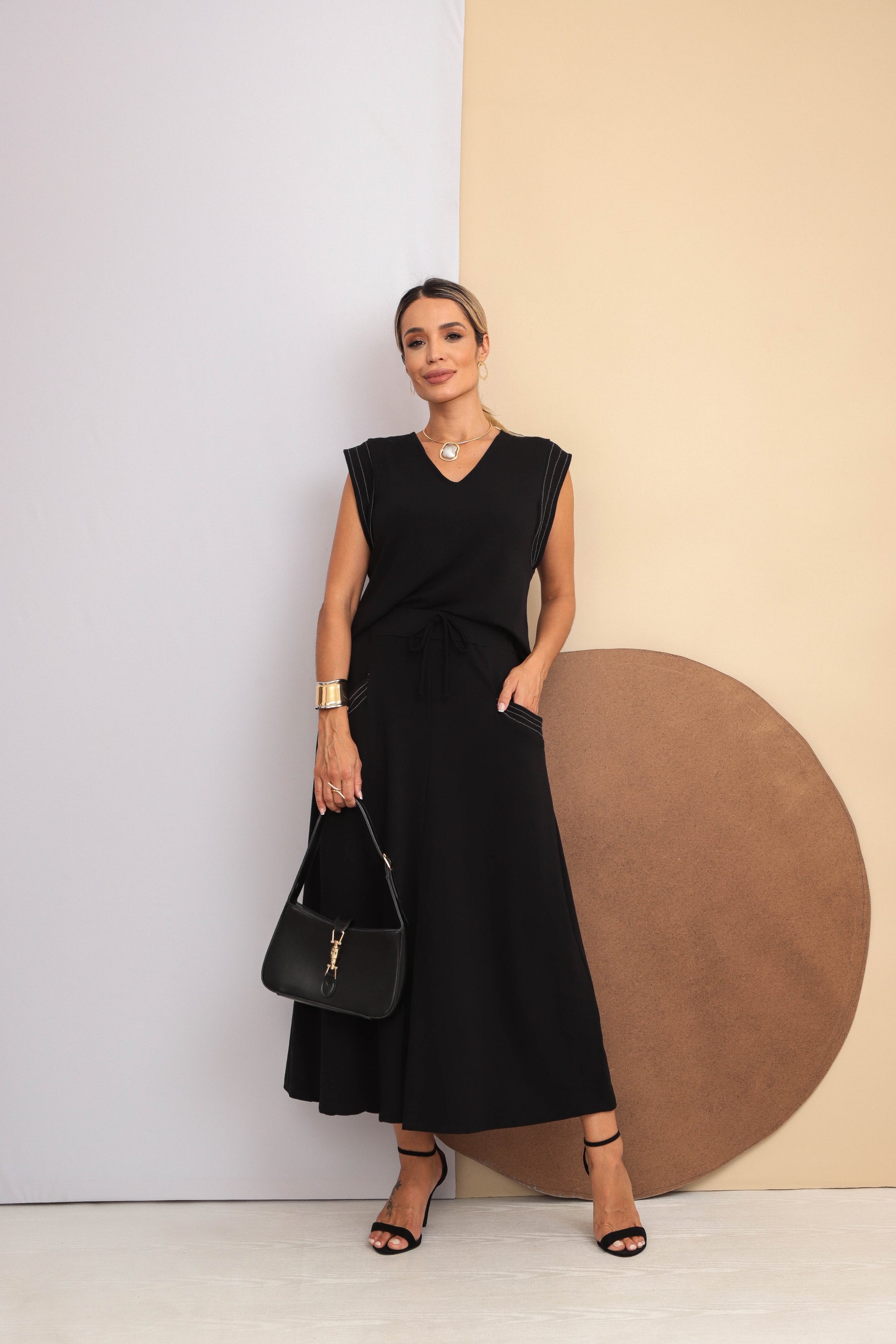 Conjunto de saia maxi midi com blusa de manga japonesa e decote em V Helena