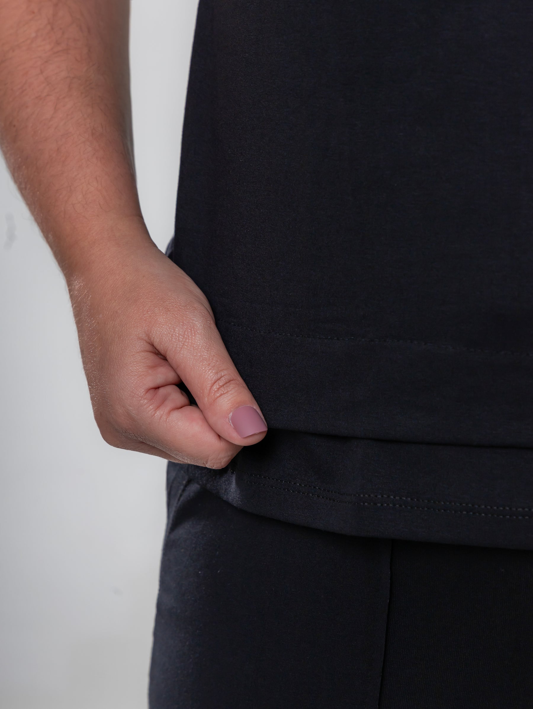 Conjunto de calça reta com blusa manga curta e gola canoa preto Basic