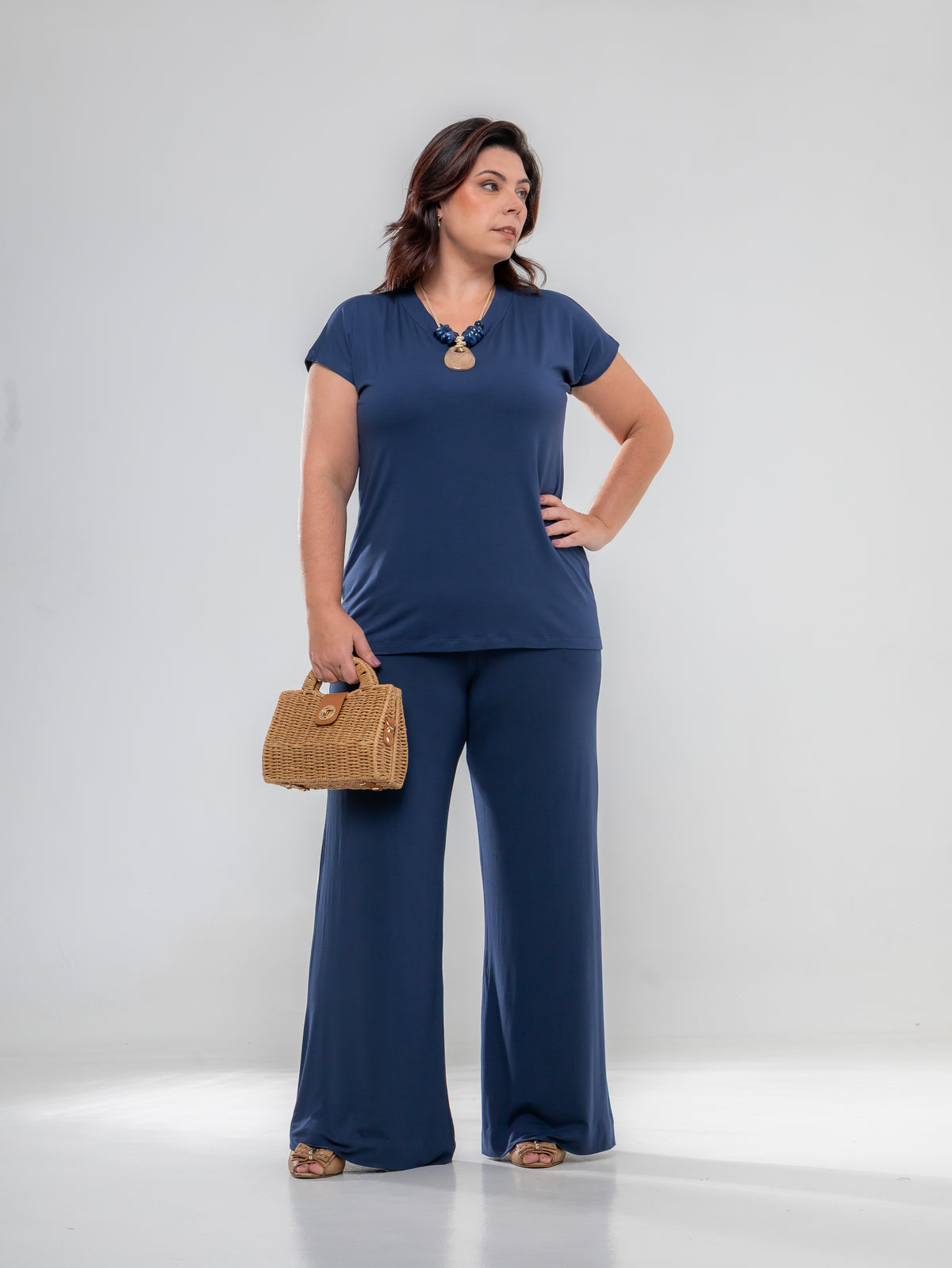 Blusa de manga curta com gola redonda azul marinho Serena