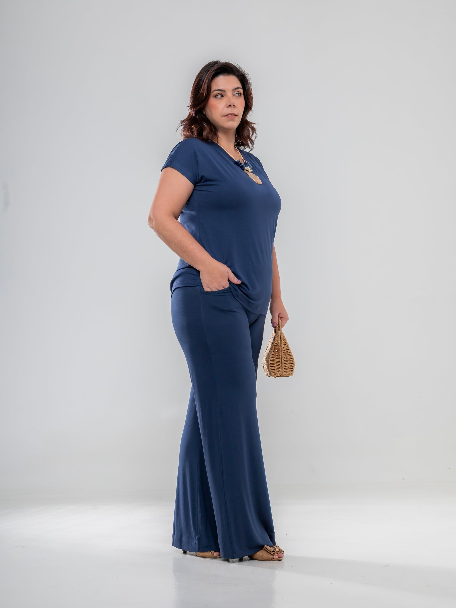 Blusa de manga curta com gola redonda azul marinho Serena