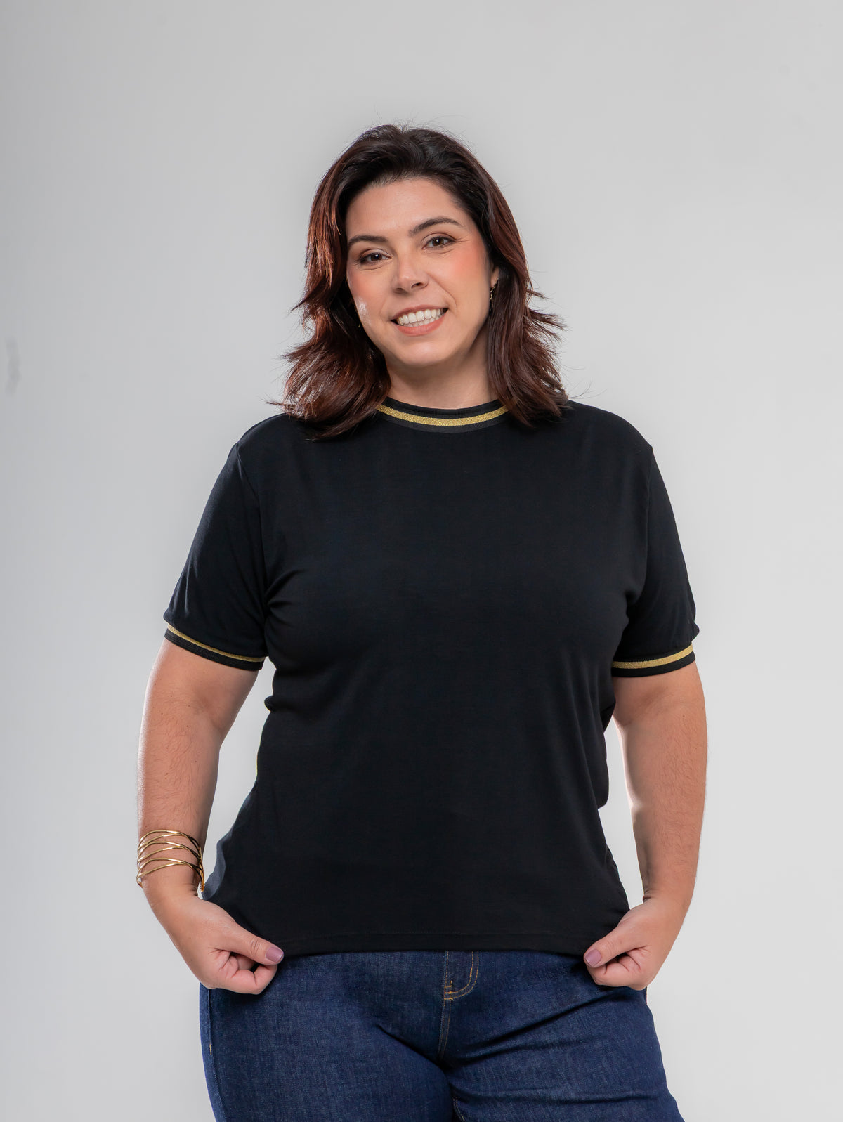 Camiseta de manga curta preta Basic