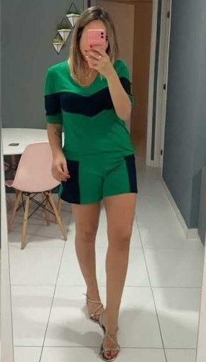 Conjunto de short com blusa manga 3/4 e gola redonda Amare