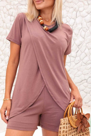 Conjunto de shorts com blusa manga curta e gola redonda Nicole
