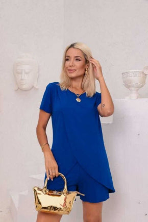 Conjunto de shorts com blusa manga curta e gola redonda Nicole