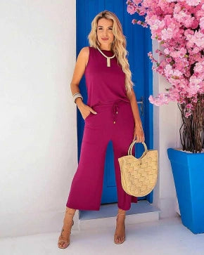 Conjunto pantacourt com regata de gola redonda Grace