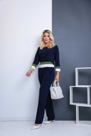 Conjunto de calça reta e blusa decote quadrado com manga 7/8 Simone