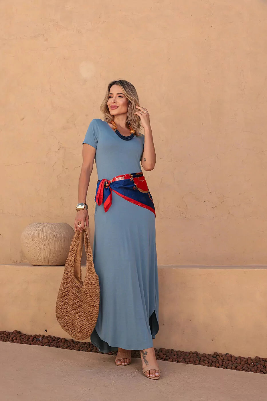 Vestido longo de manga curta com decote redondo Verão