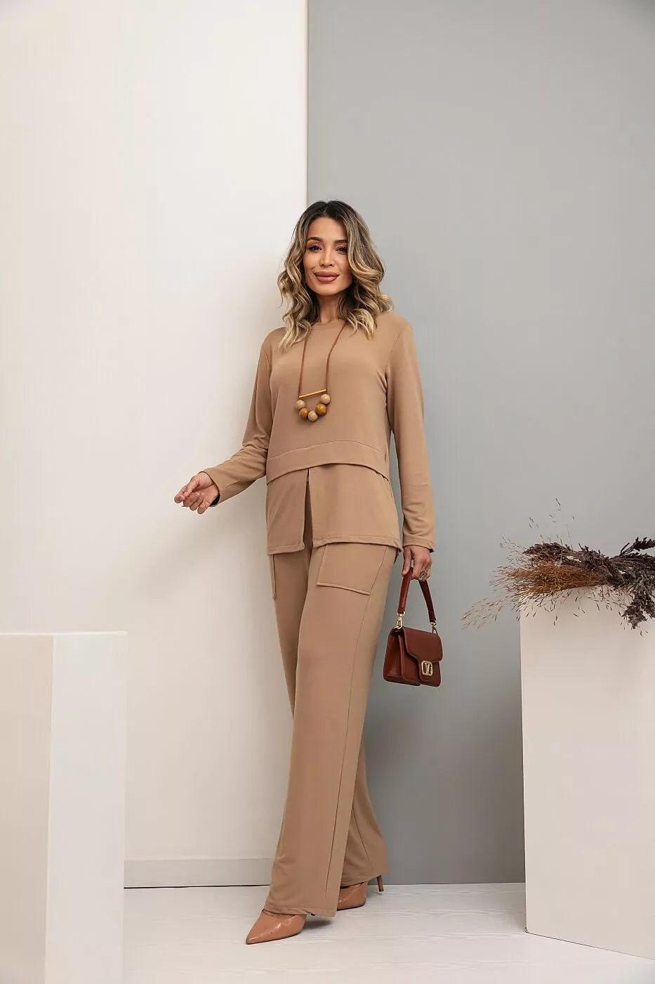Conjunto de calça reta com blusa de manga longa Rose