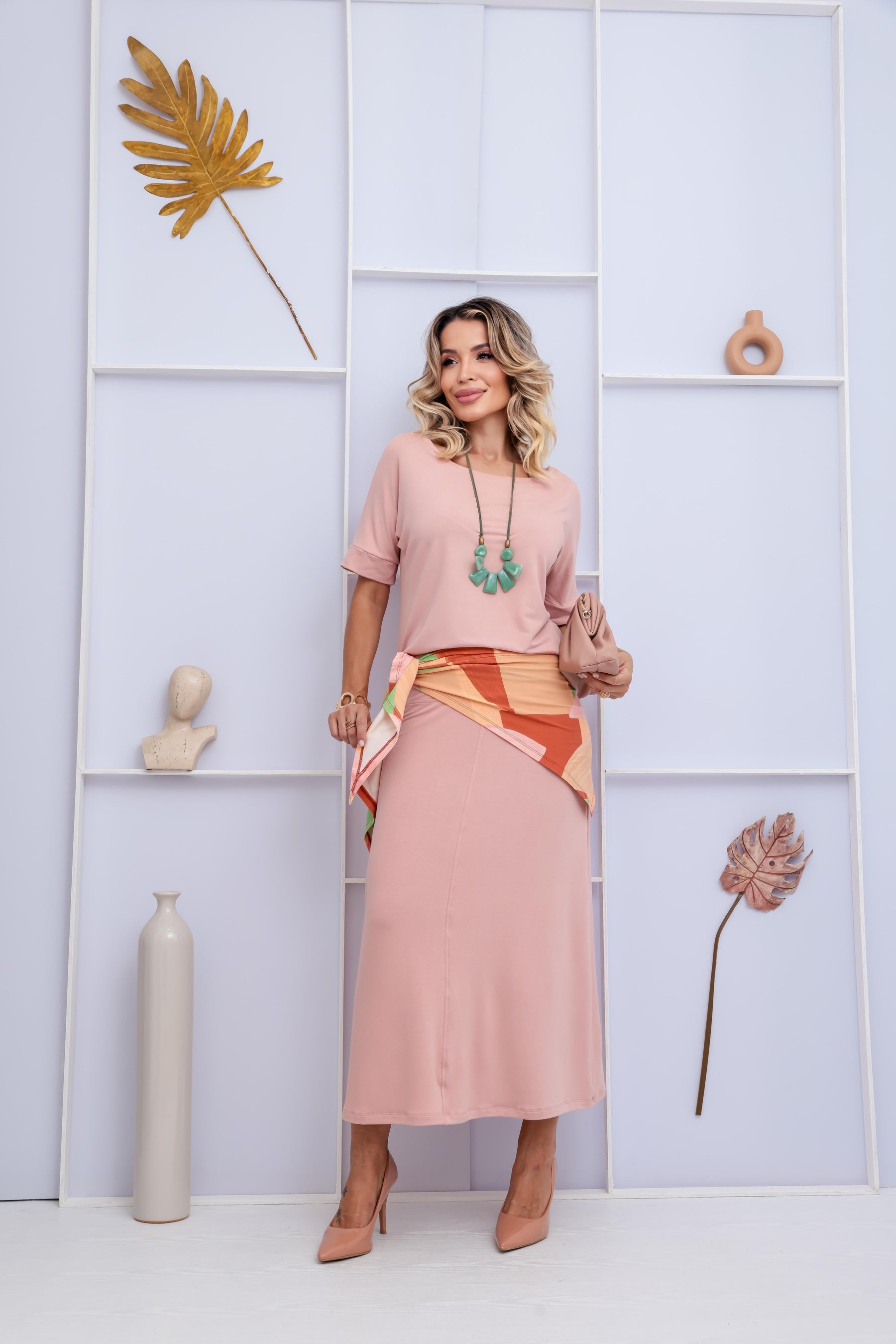 Conjunto de saia maxi midi com manga curta e gola careca Boho