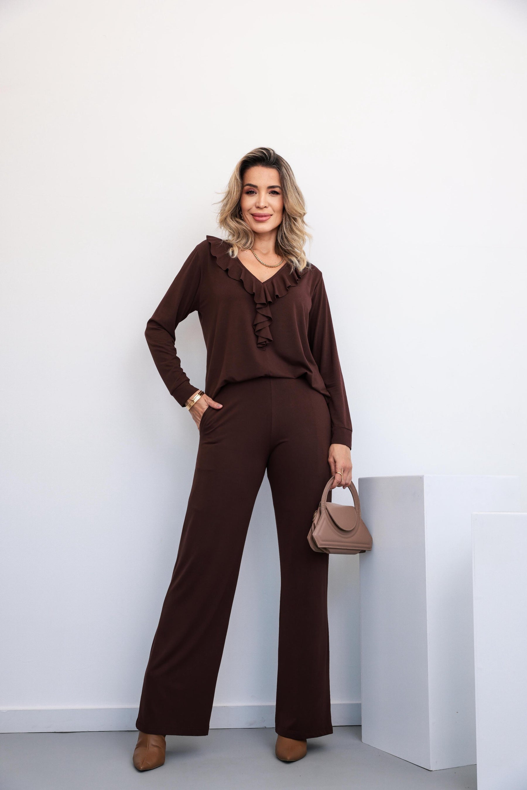 Conjunto de calça reta com blusa manga longa Martina