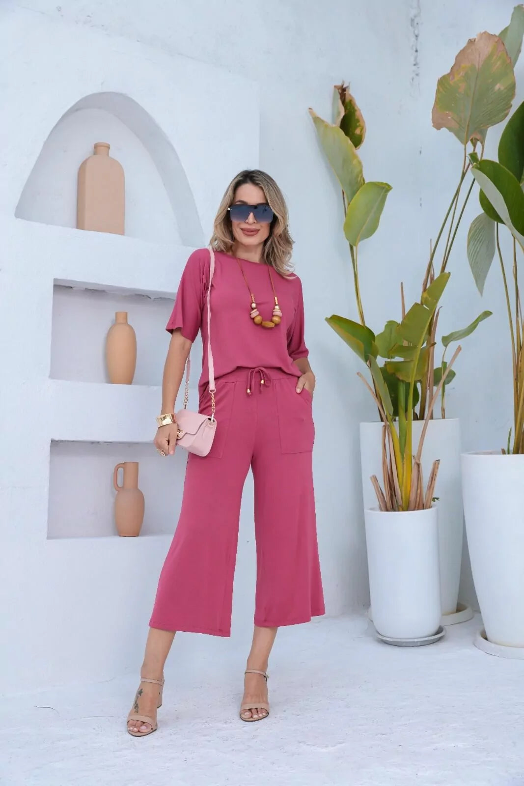 Conjunto pantacourt manga curta e gola careca Grace