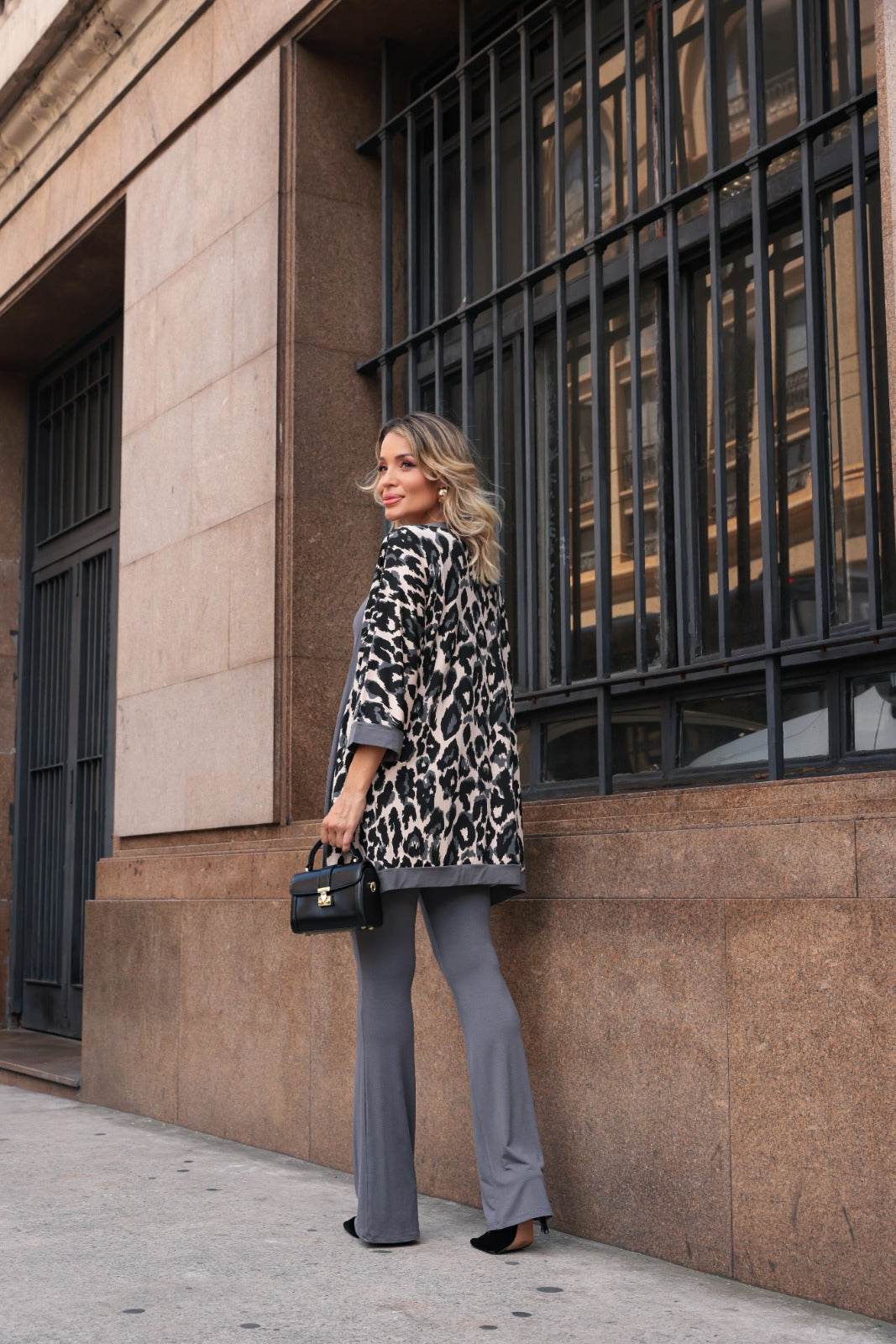 Conjunto Ludmila