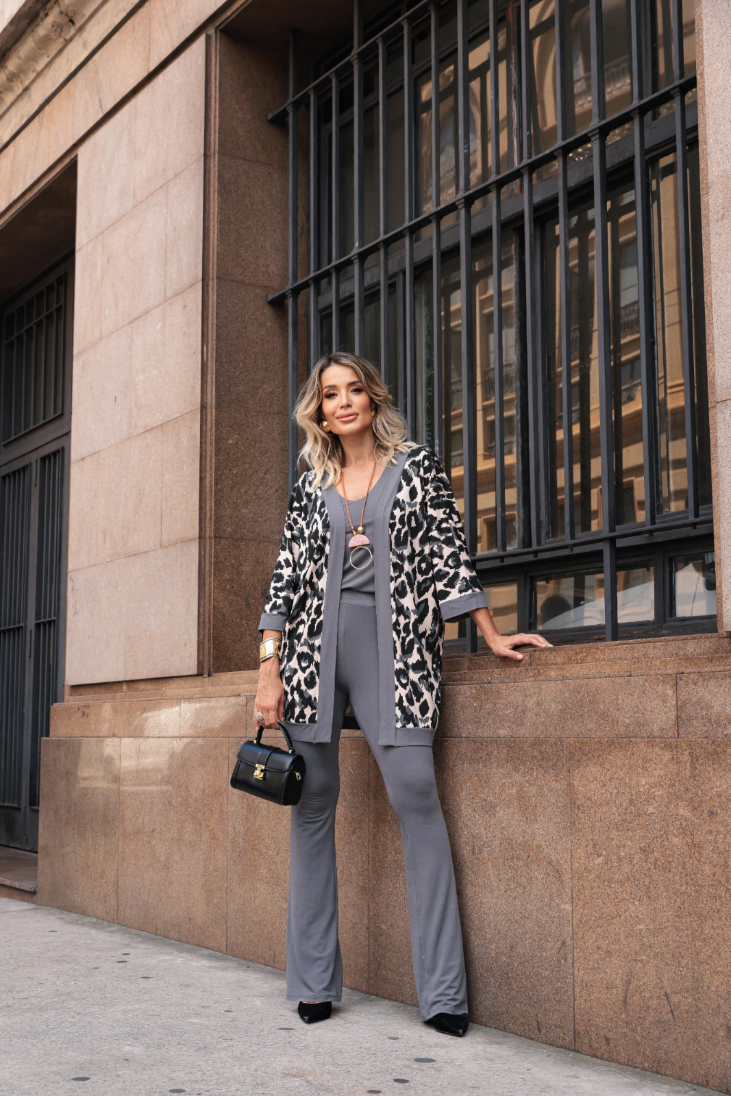 Conjunto Ludmila