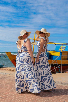 Vestido longo regata com decote quadrado Charlotte