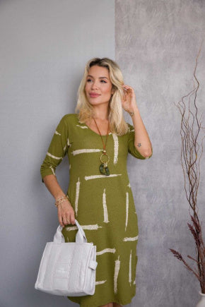 Vestido curto manga 3/4 com decote canoa Sol