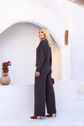 Conjunto de calça pantalona com manga longa e gola alta Laís