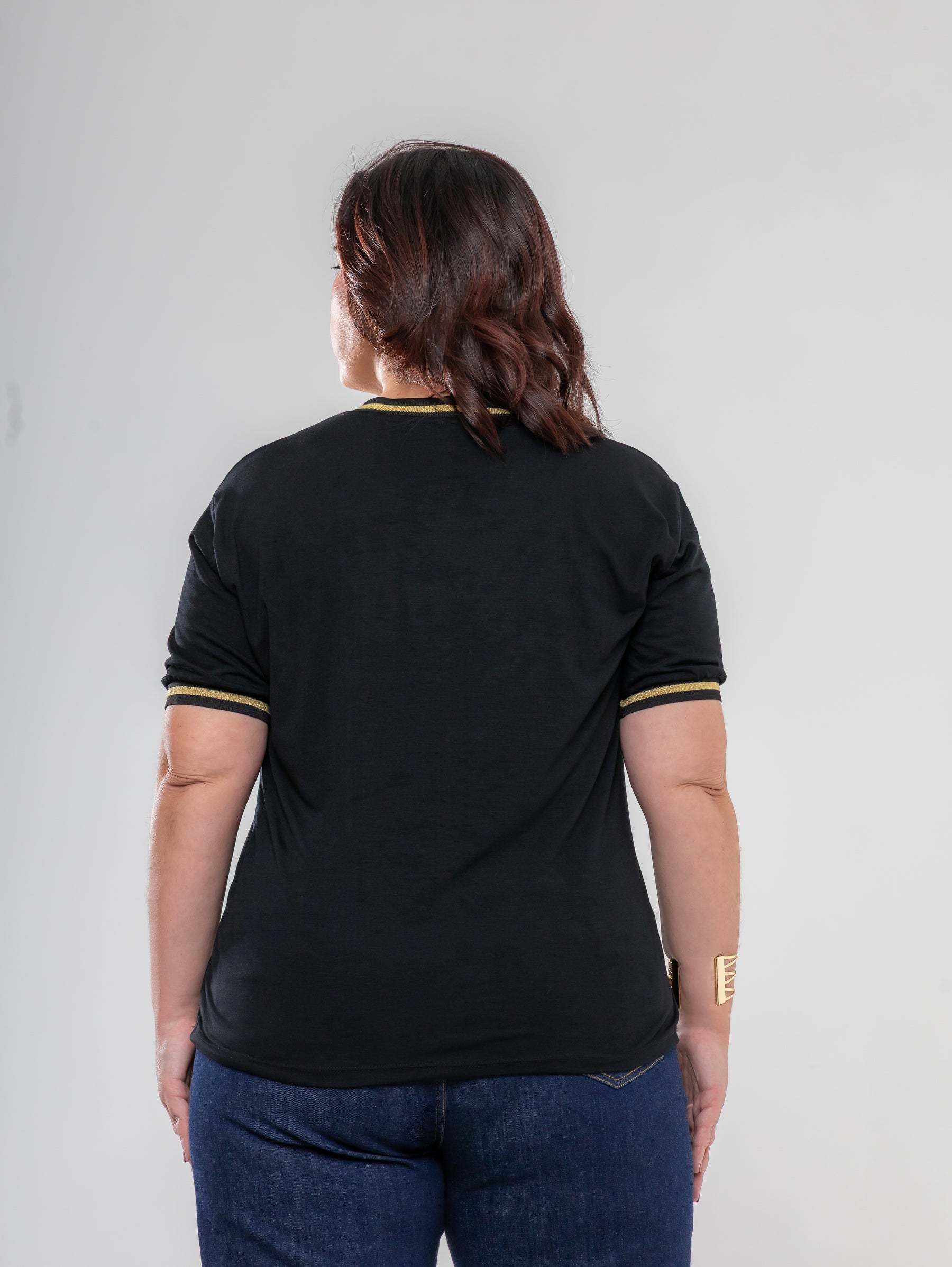 Camiseta de manga curta preta Basic