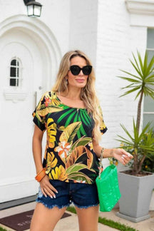 Blusa de manga curta e gola redonda Dandara
