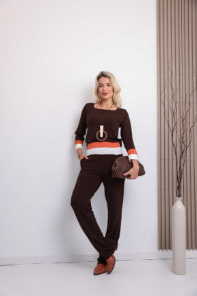 Conjunto de calça reta e blusa decote quadrado com manga 7/8 Simone