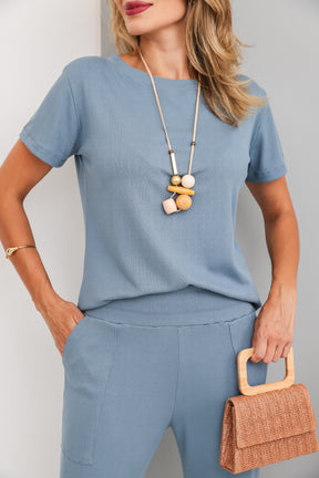 Conjunto de calça reta com blusa de manga curta Dália
