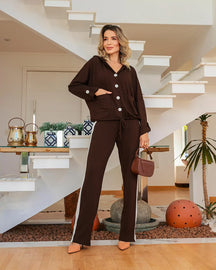 Conjunto de calça reta com blusa manga longa e capuz Amora