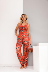 Conjunto de calça reta com cropped regata e decote em V Alma