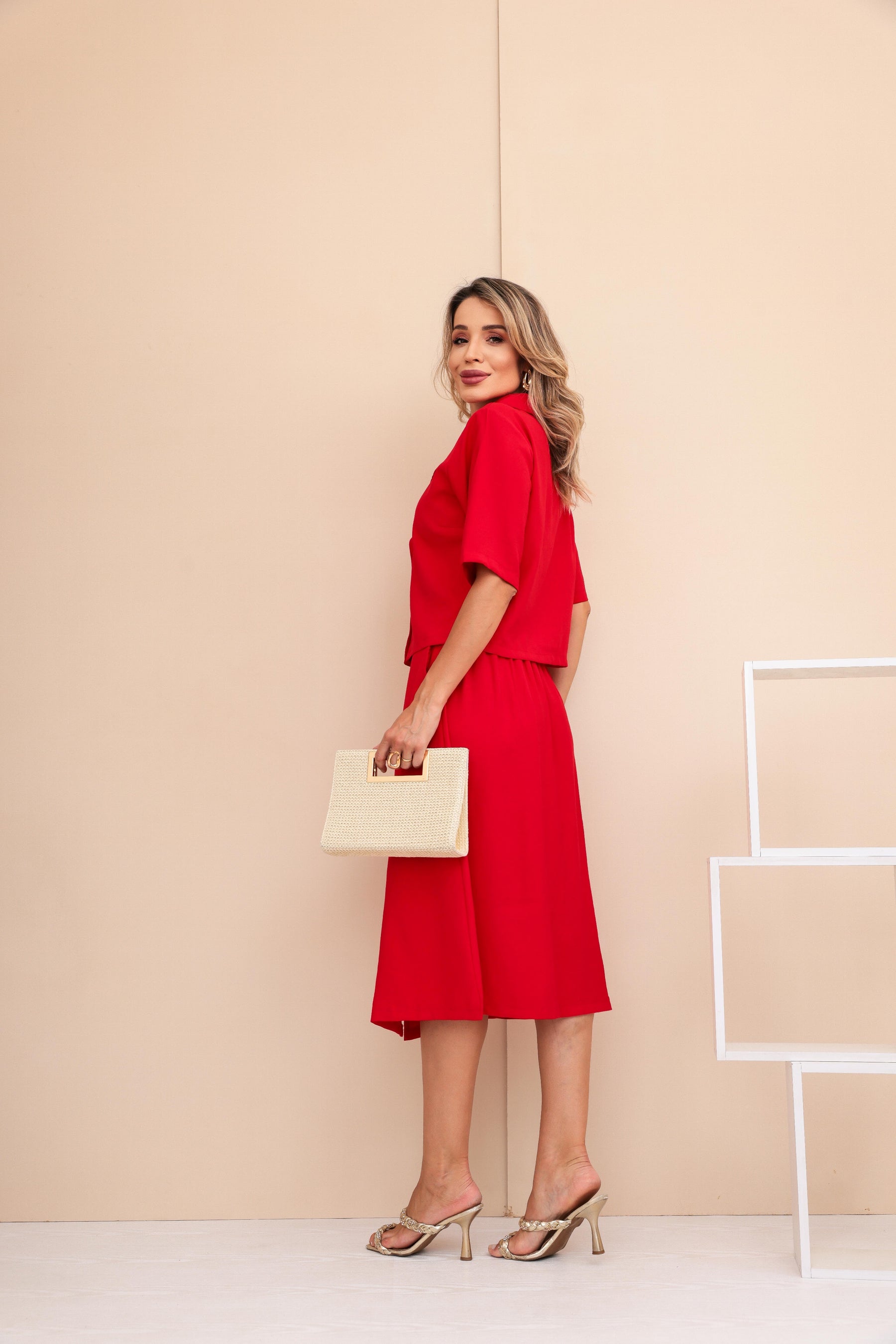 Conjunto de saia e blusa com botões Isabela