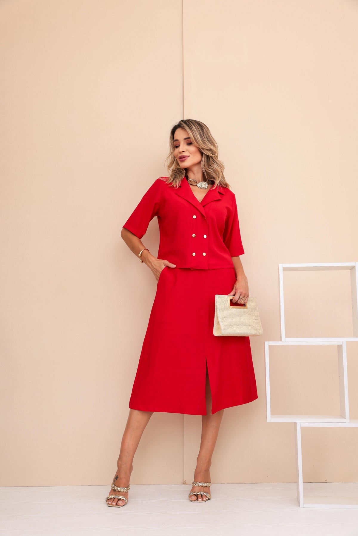 Conjunto de saia e blusa com botões Isabela