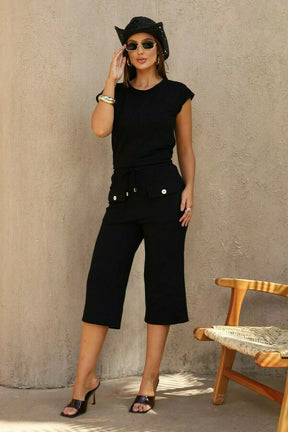 Conjunto de calça corsário com blusa manga curta decote redondo Ella