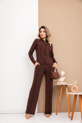Conjunto de calça reta com blusa de manga longa Deborah