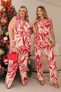 Macacão de calça reta regata e decote V Livy