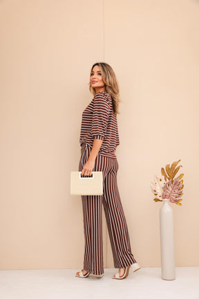 Conjunto de calça pantalona com blusa manga 3/4 Leia