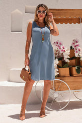 Vestido midi regata com decote redondo Sol