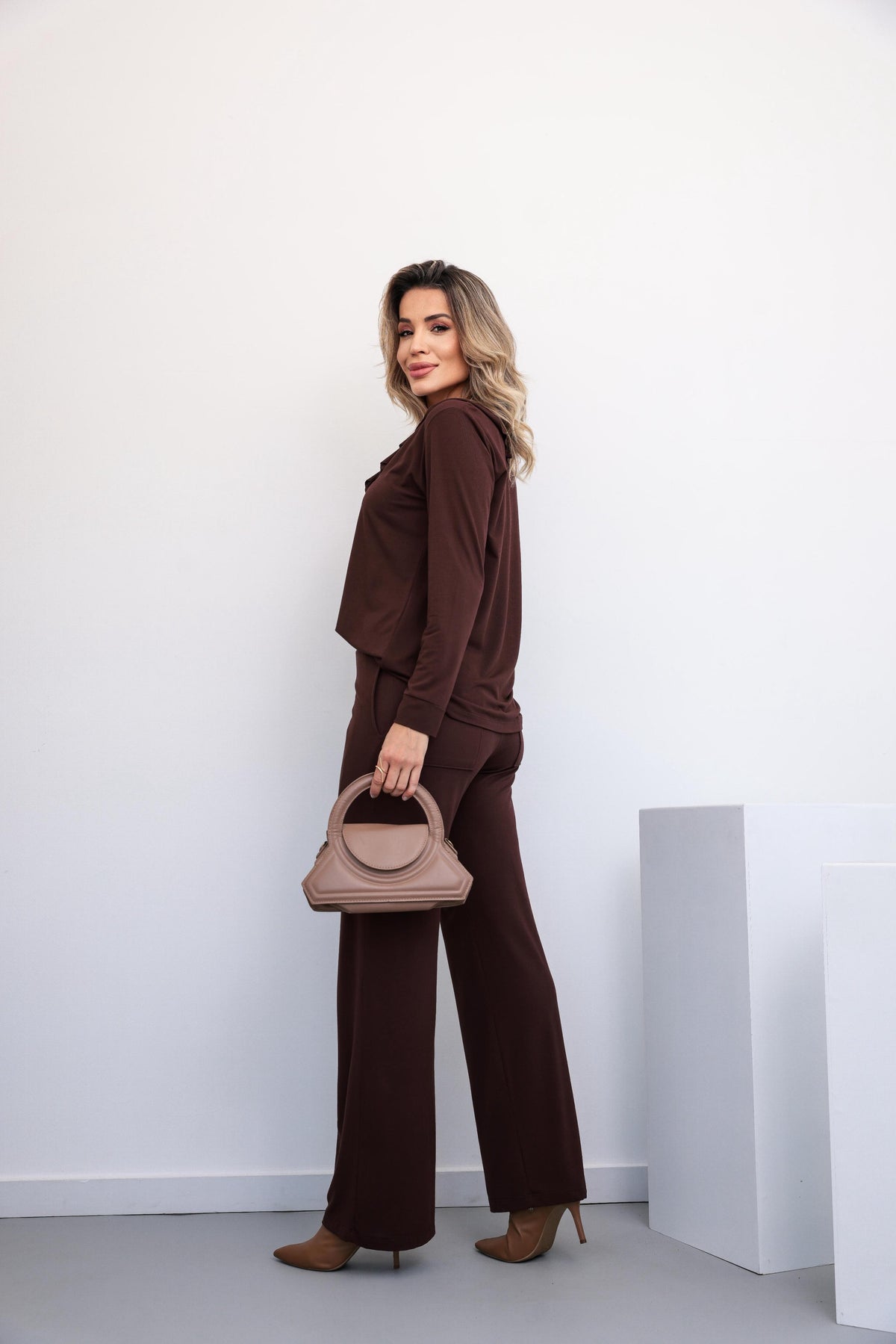 Conjunto de calça reta com blusa manga longa Martina